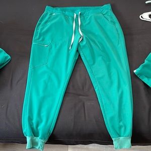 XL Figs Hunter Green Scub Joggers